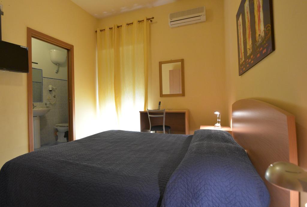 Dependance La Mouette Hotel Termini Imerese Exterior foto