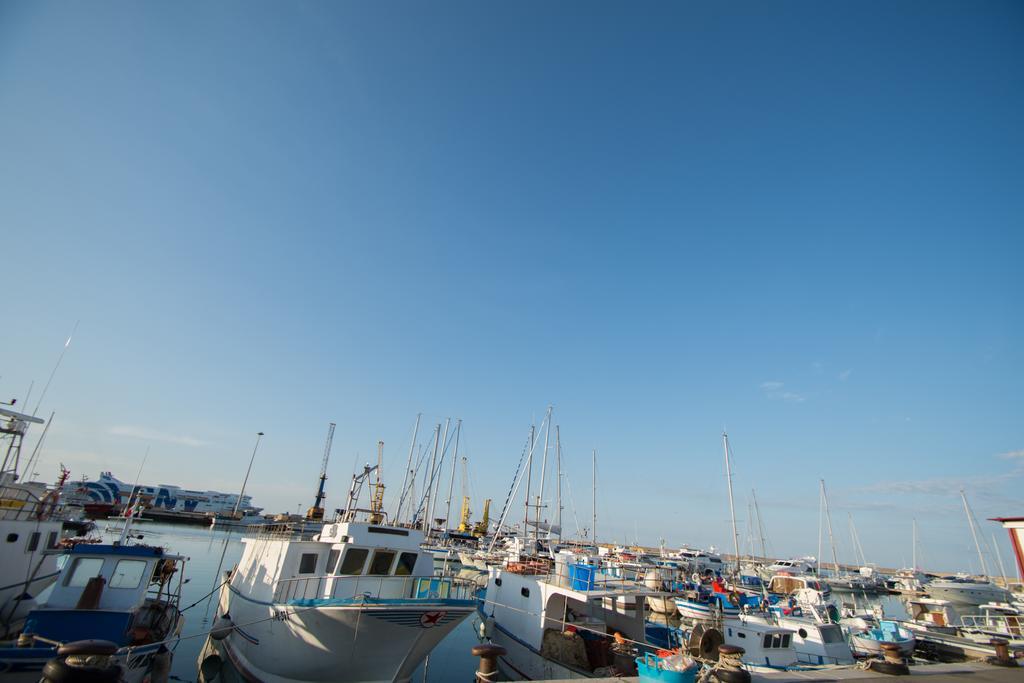 Dependance La Mouette Hotel Termini Imerese Exterior foto